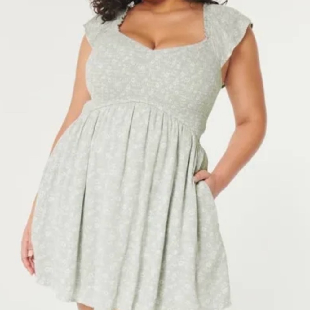 Hollister Flutter Sleeve Smocked  Spring Skort Dress